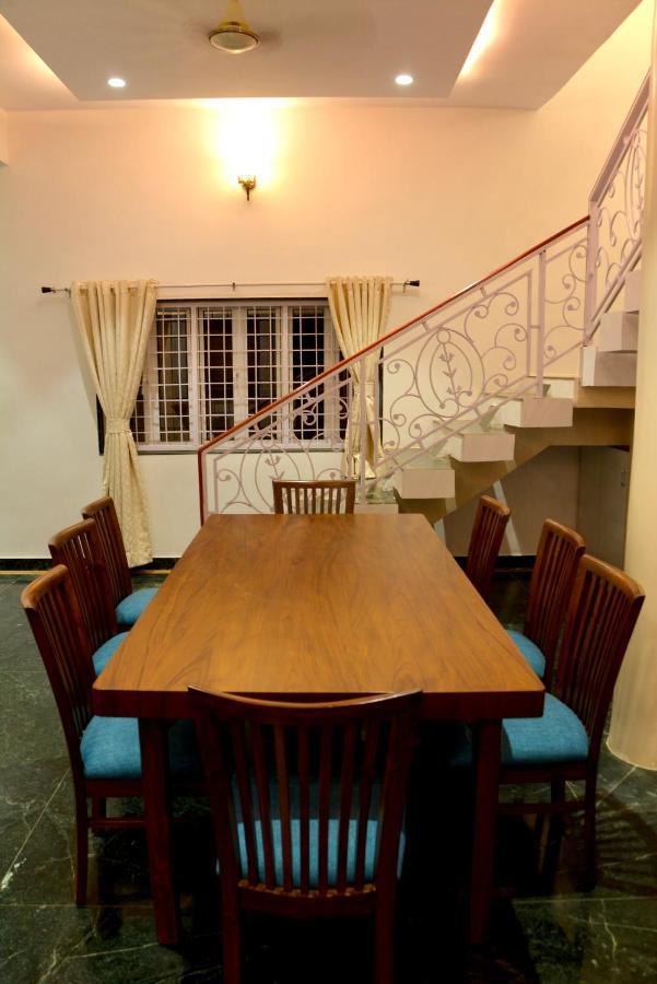Sundeck Villa Алибаг Экстерьер фото
